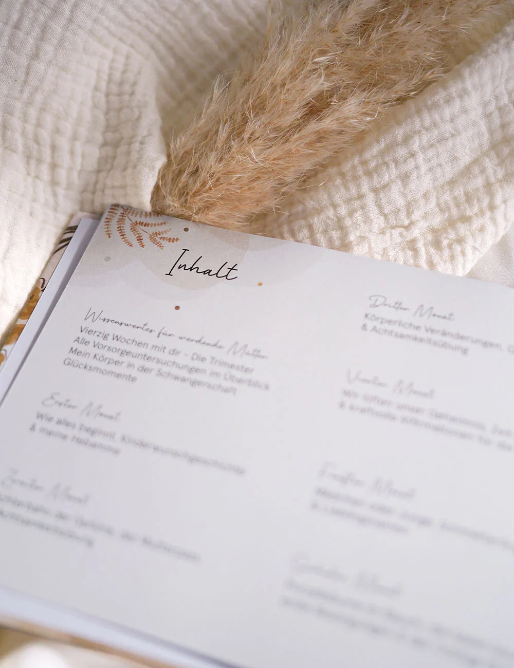 Schwangerschaftstagebuch Liebe im Bauch - Florale Edition 2025
