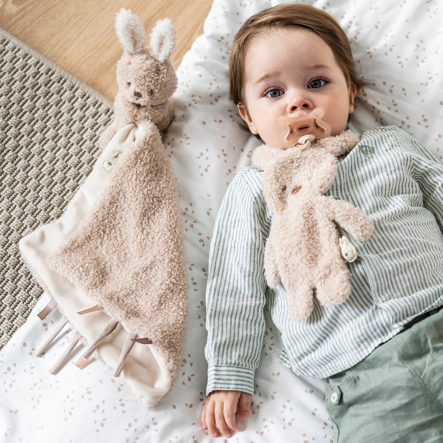 NATTOU Teddy Kuscheltuch mit Schnullerhalter Hase beige